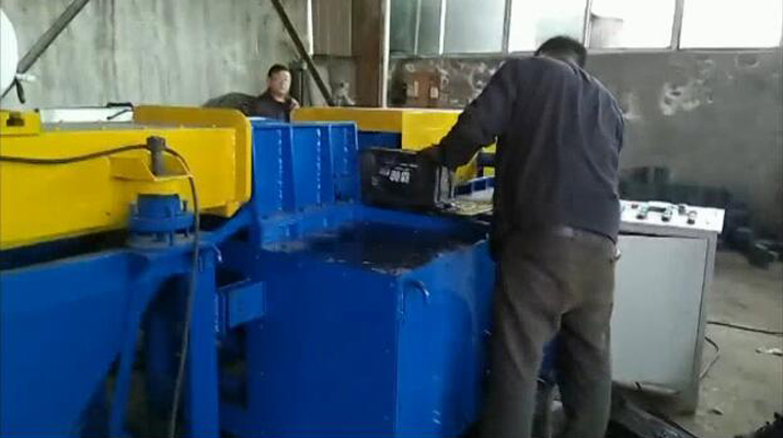 鉛酸電池拆解全過程，全自動，省時省力